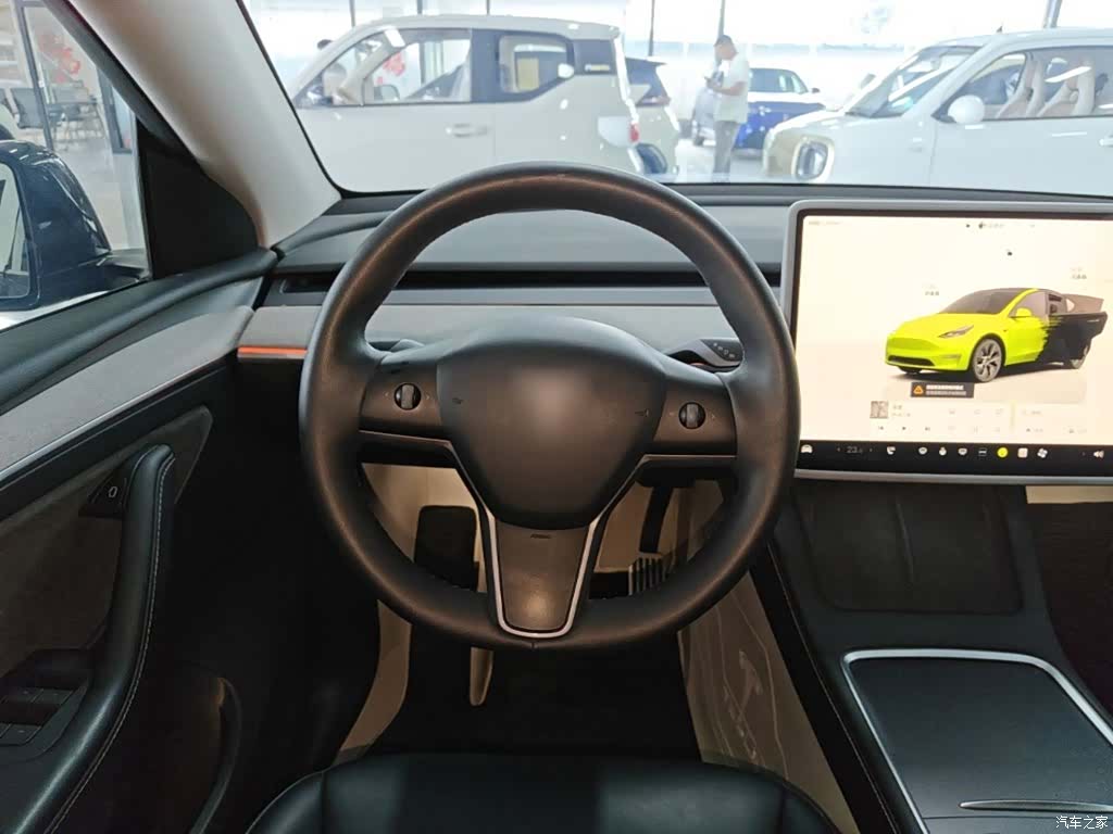 Tesla Model Y, 2024 11