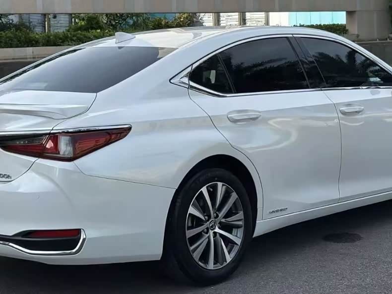 Lexus ES Lexus ES