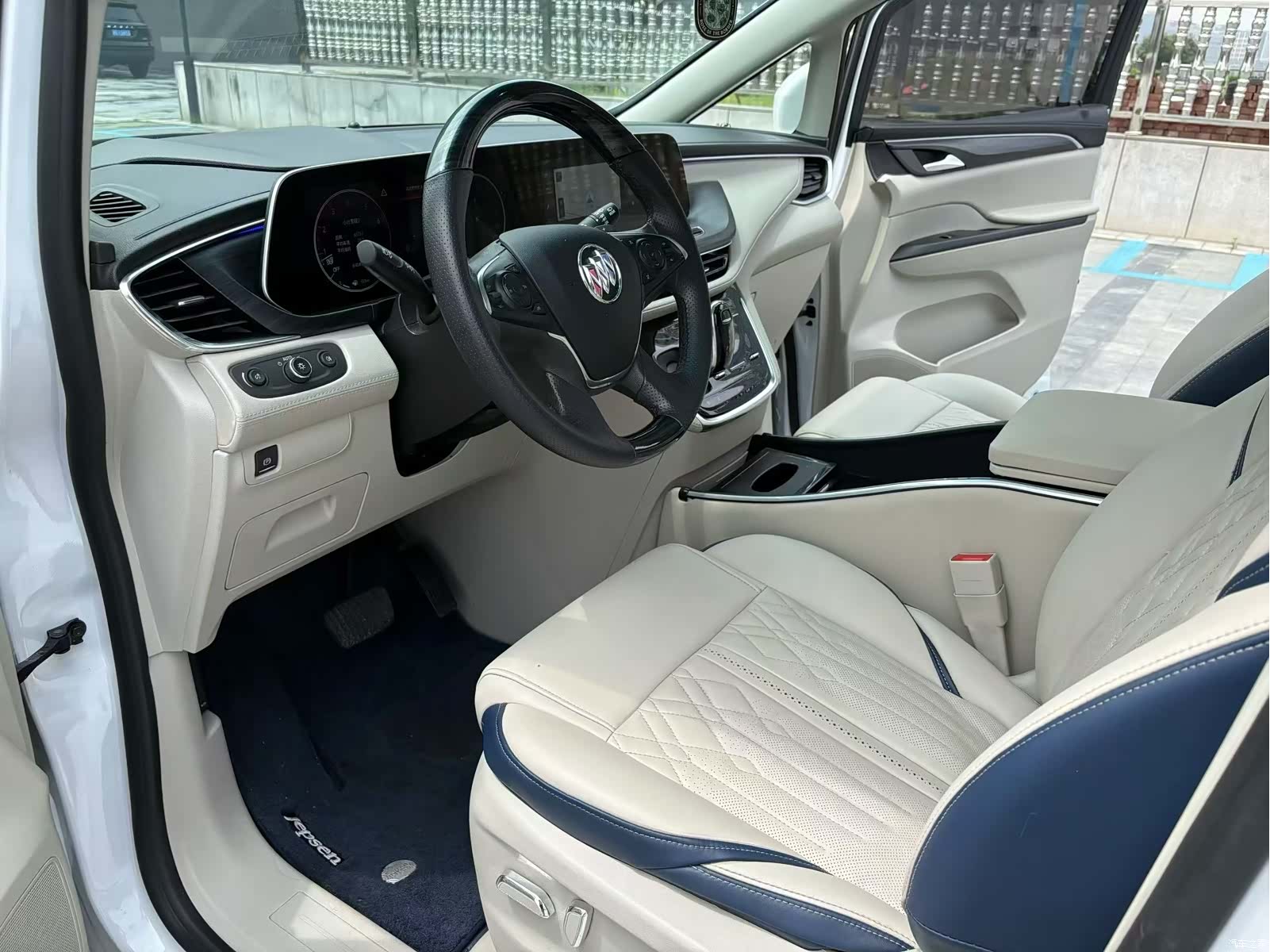 Buick GL8, 2023 все фото