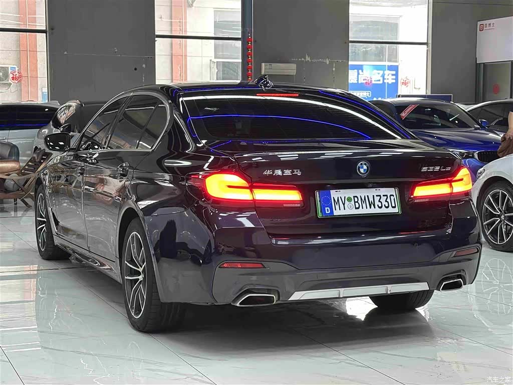BMW 5 Series, 2023 4