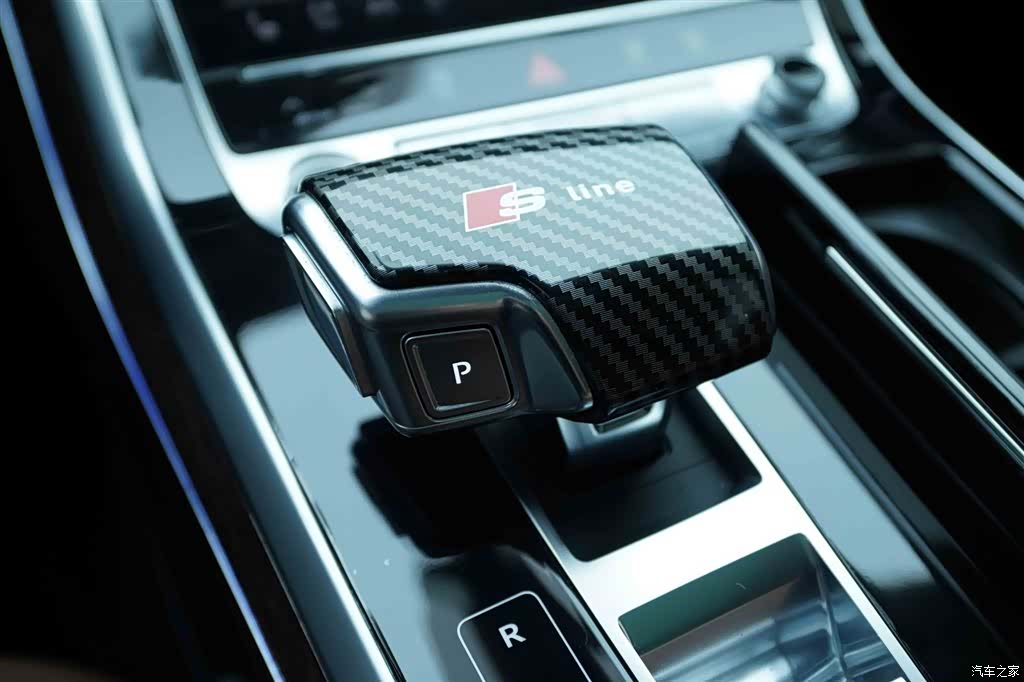Audi Q7, 2021 8