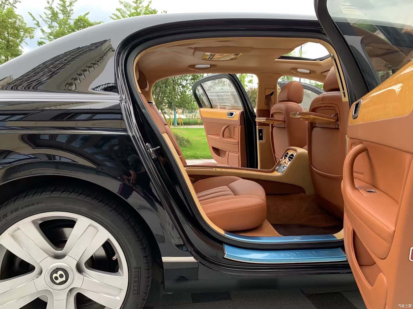 Bentley Flying Spur, 2008 6