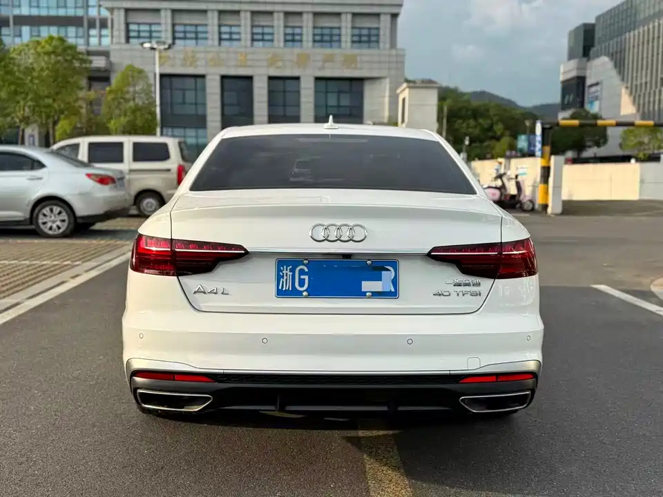 Audi A4L