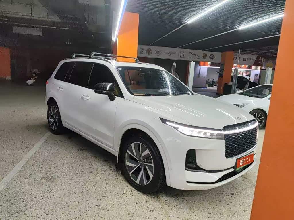 Li Auto ONE