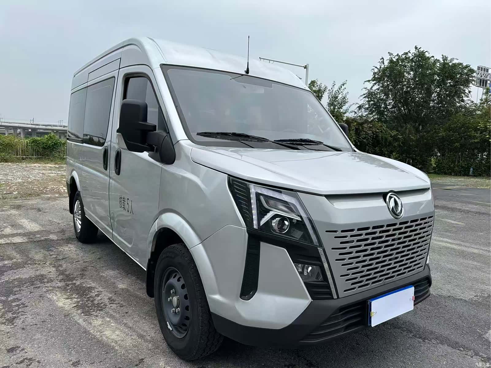 DongFeng V9, 2023 3