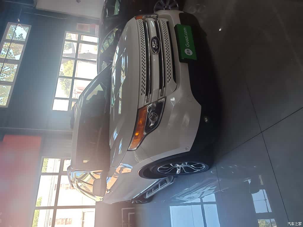 Ford Explorer, 2015 10
