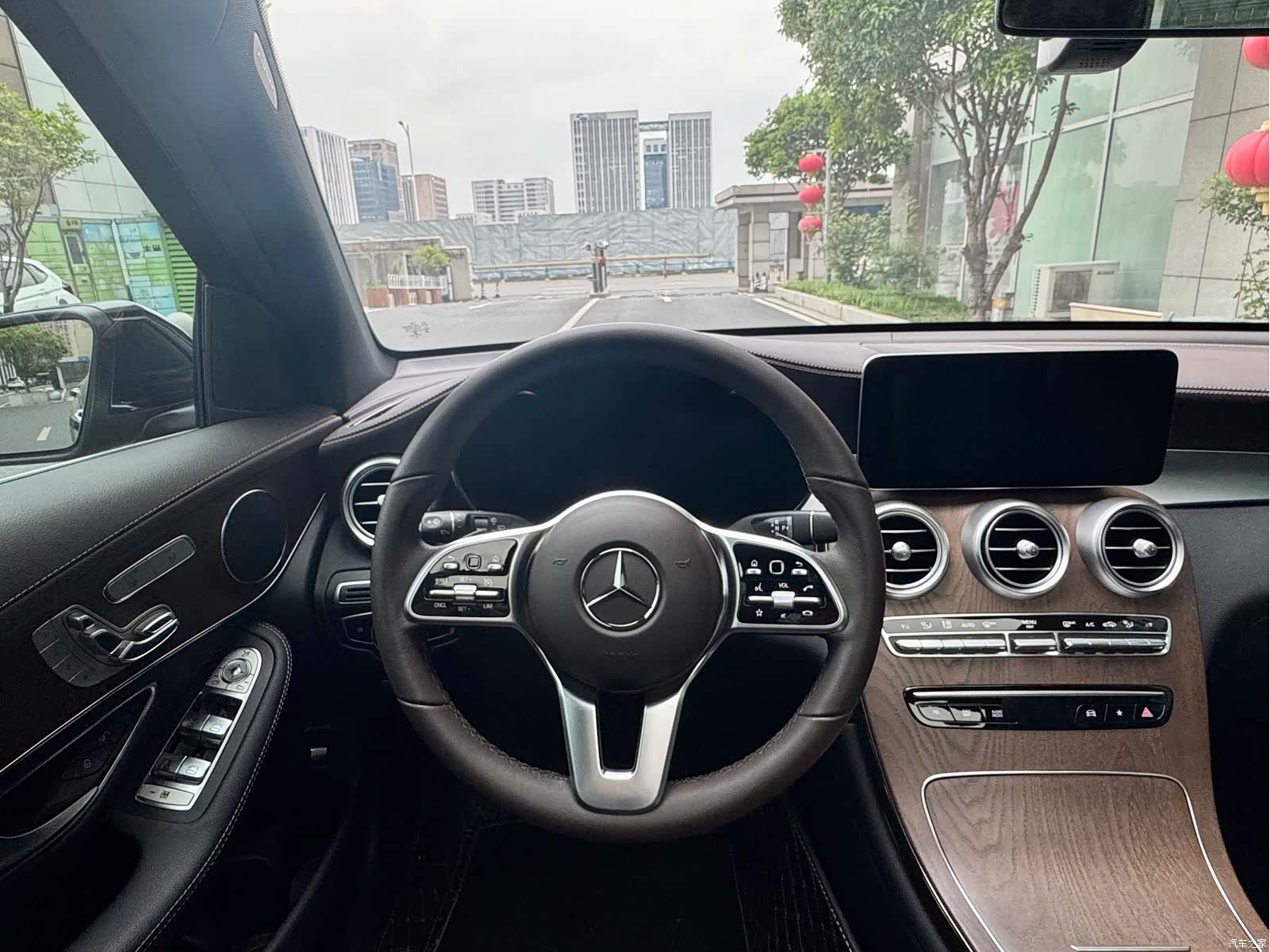 Mercedes-Benz GLC, 2023 22