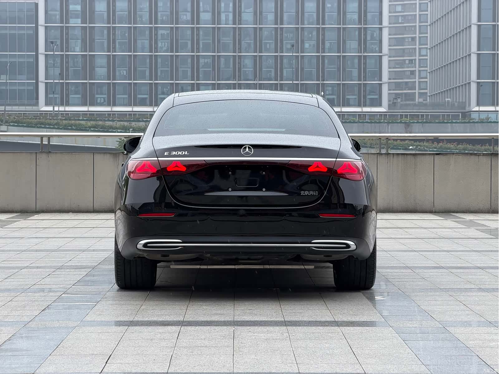 Mercedes-Benz E-Class, 2024 6