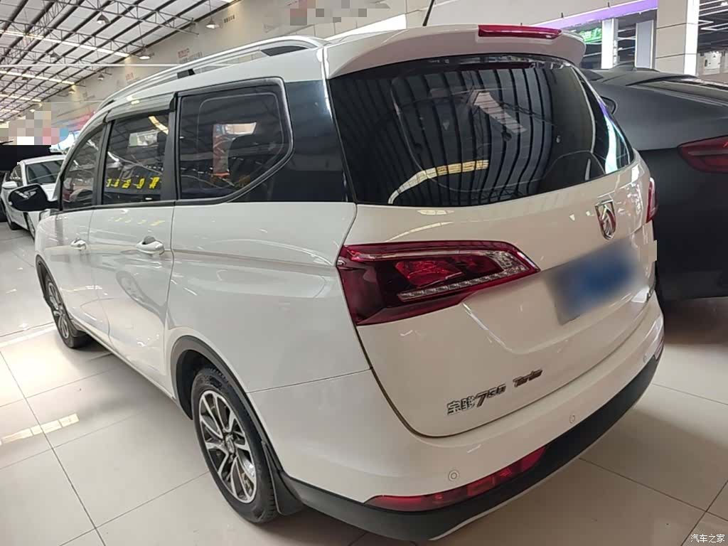 Wuling 730, 2021 все фото