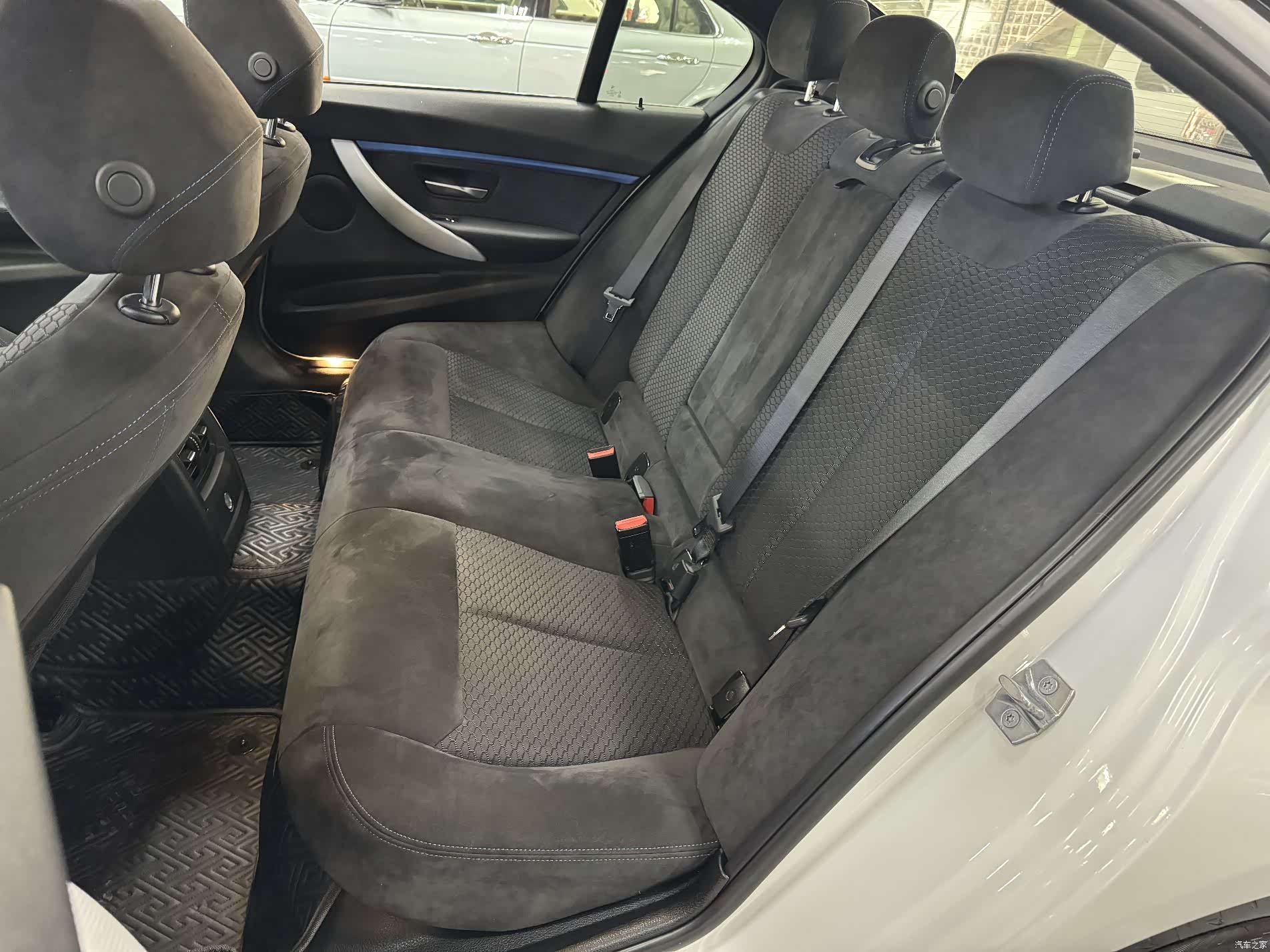 BMW 3 Series, 2018 23