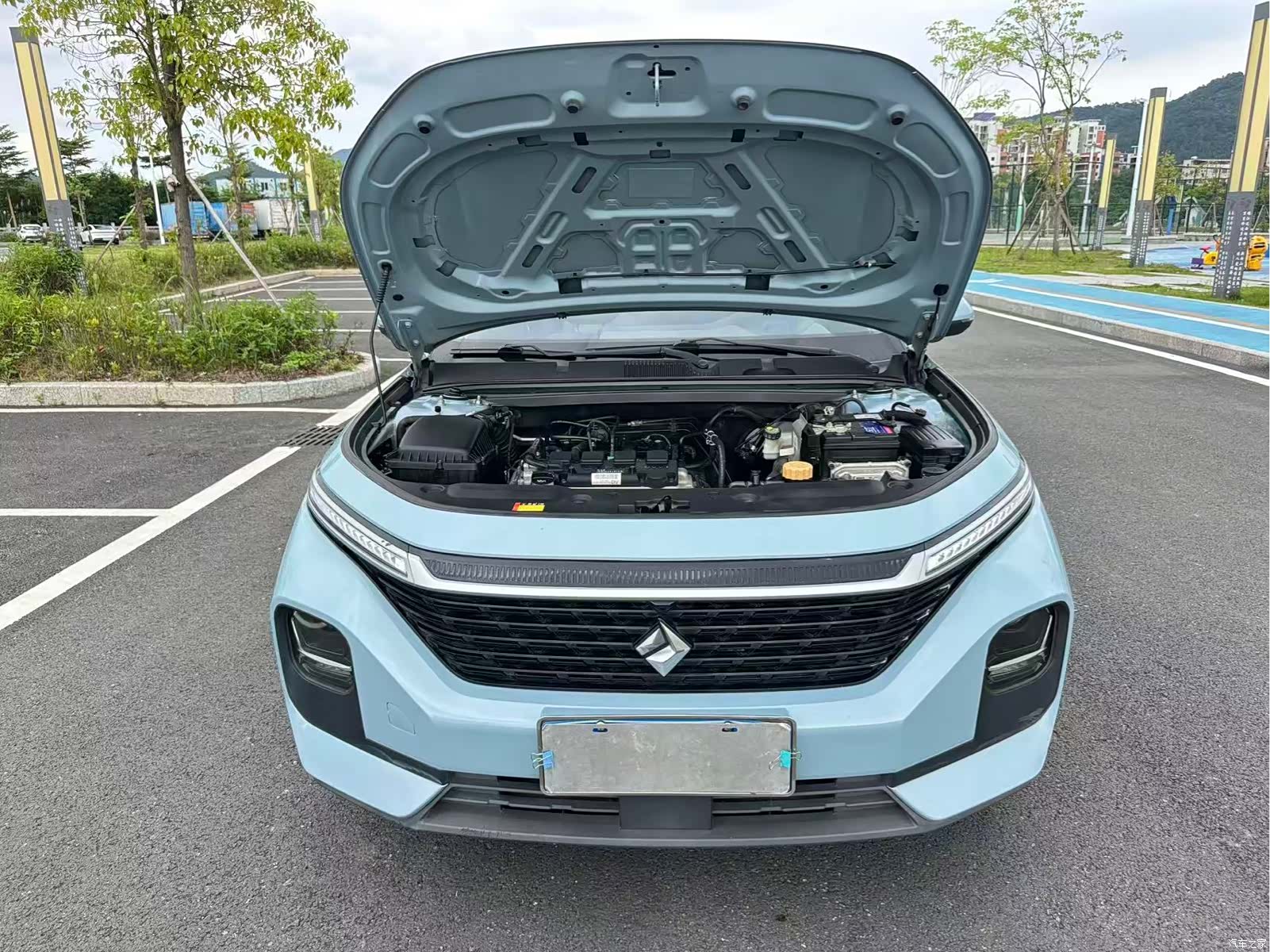 Wuling RC-5, 2021 18