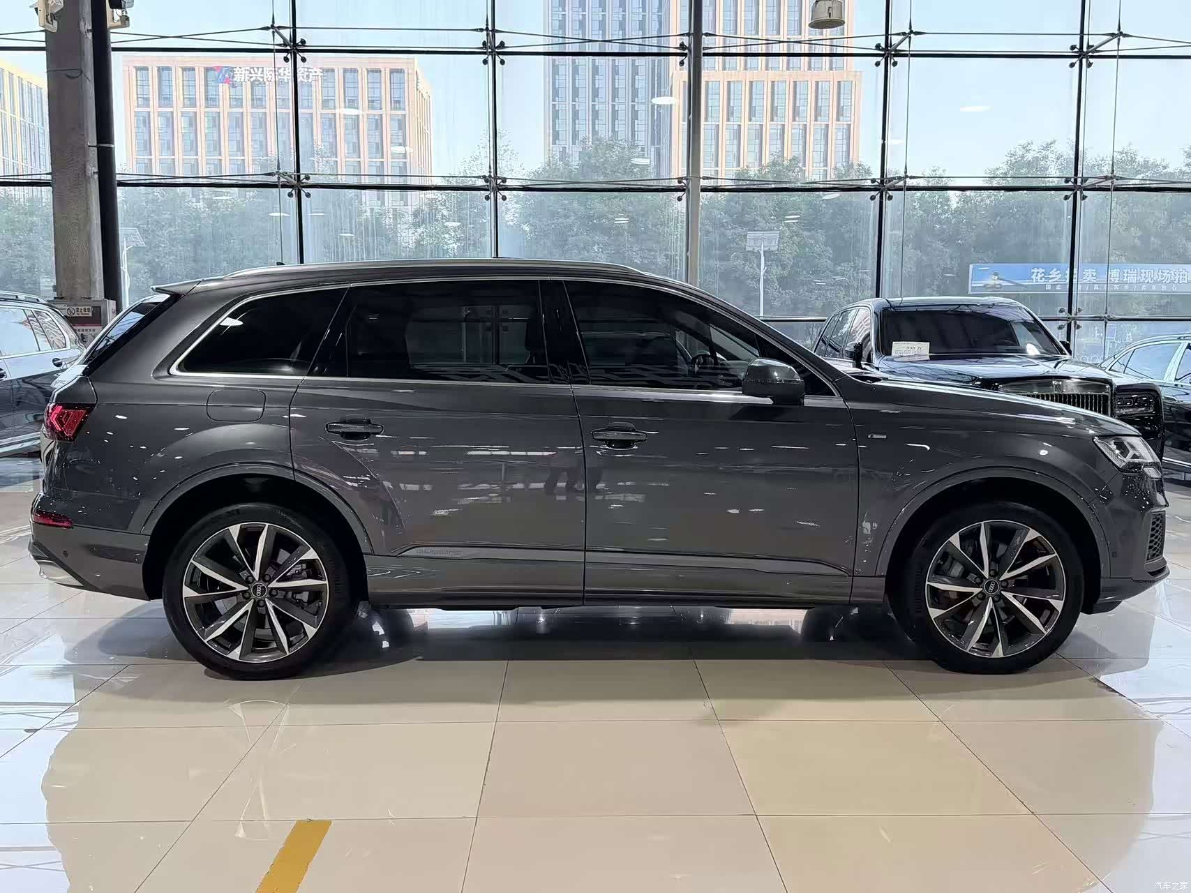 Audi Q7, 2022 23