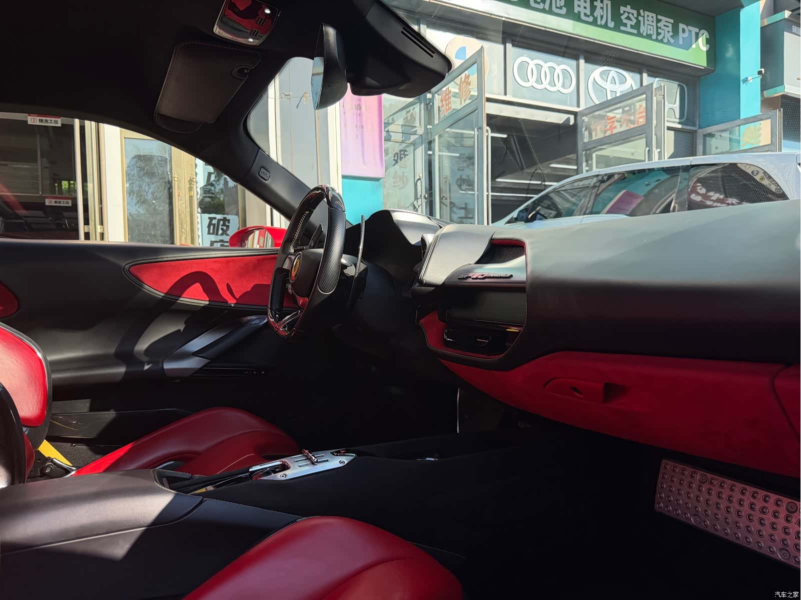 Ferrari SF90, 2022 18