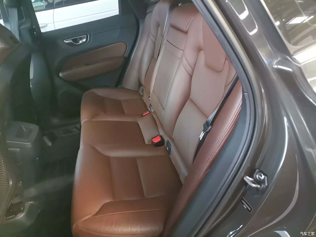 Volvo XC60, 2018 17