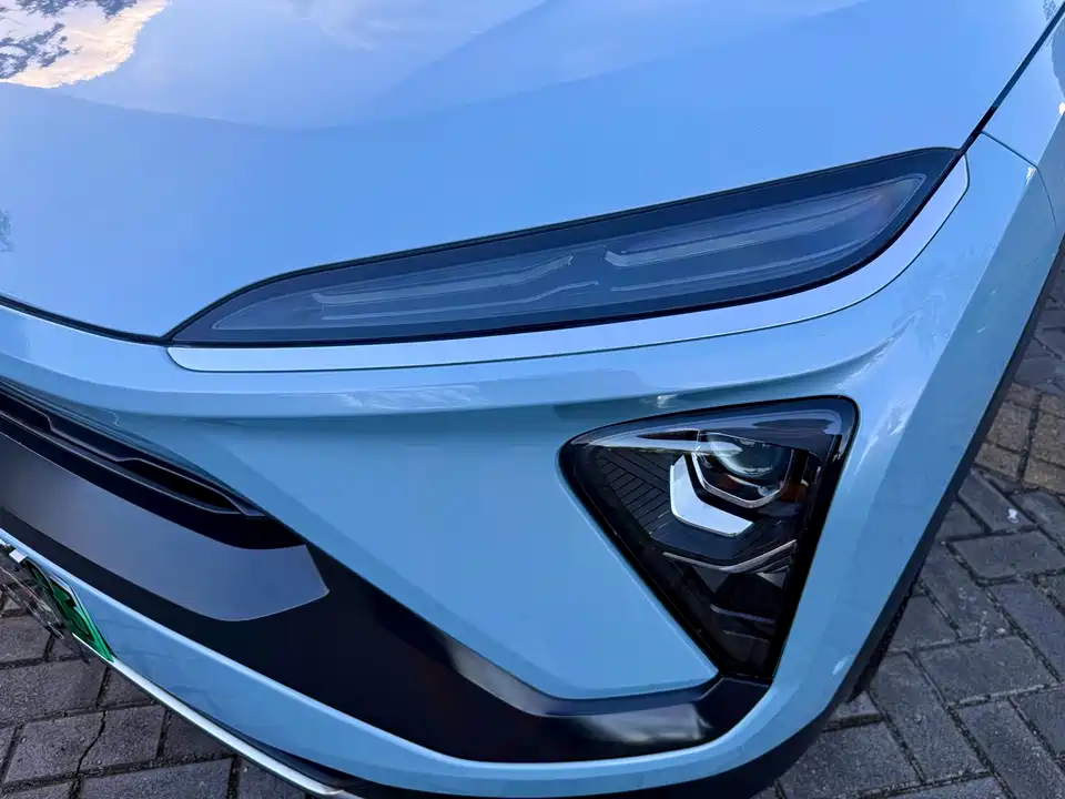 NIO ES6