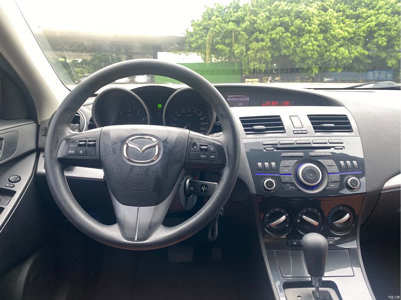 Mazda 3, 2015 11