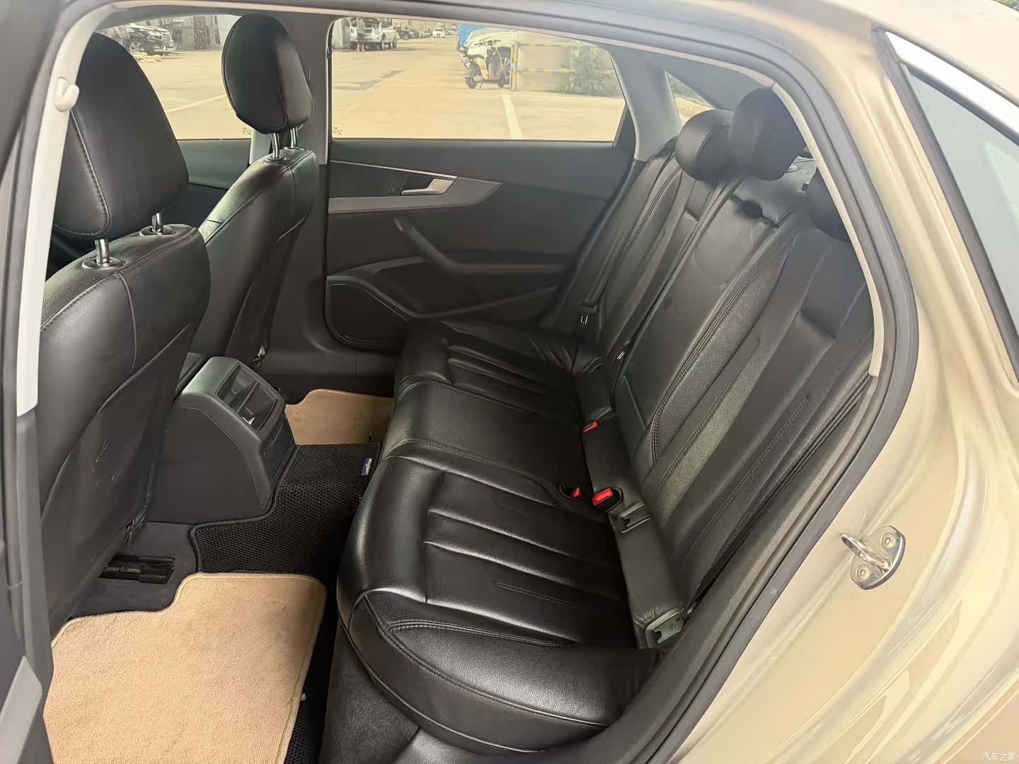 Audi A4L, 2016 7