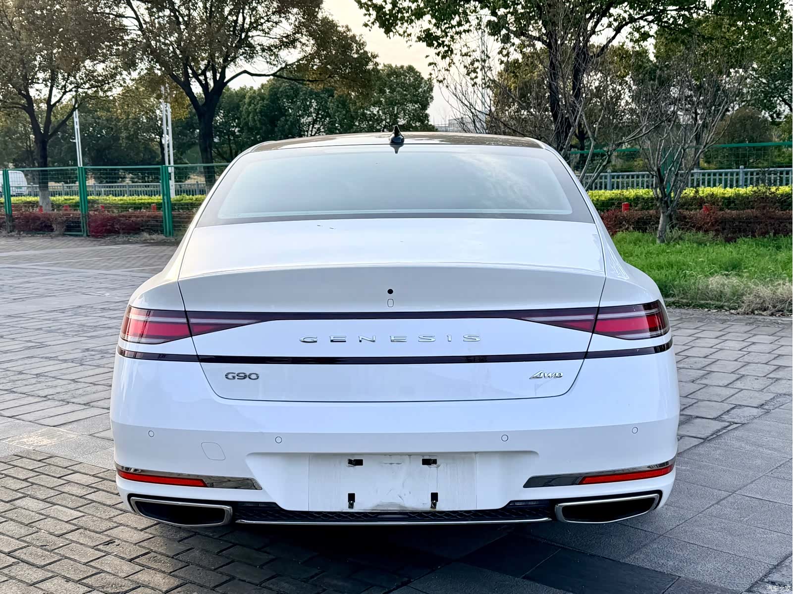 Genesis G90, 2023 4