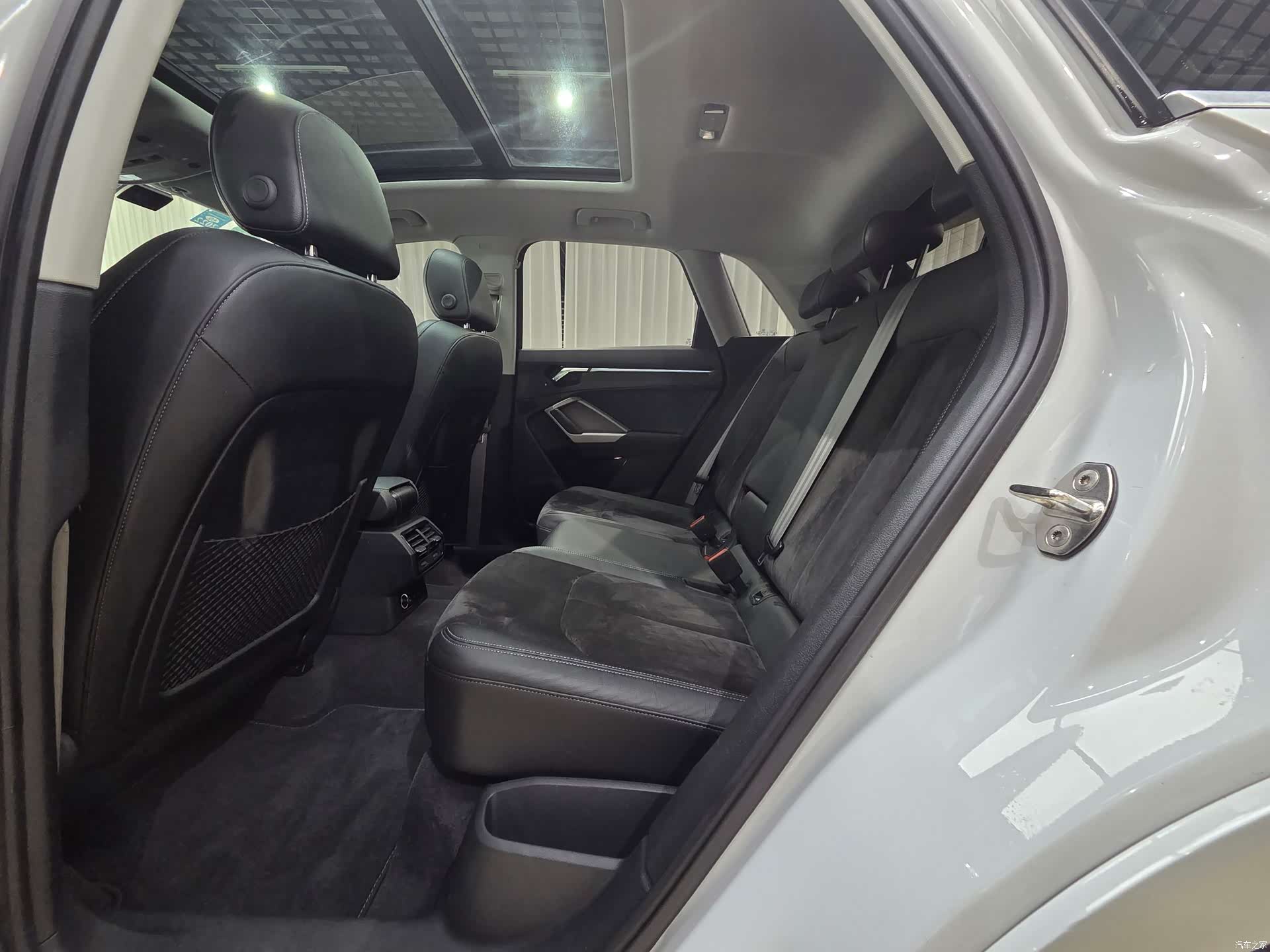Audi Q3, 2020 11