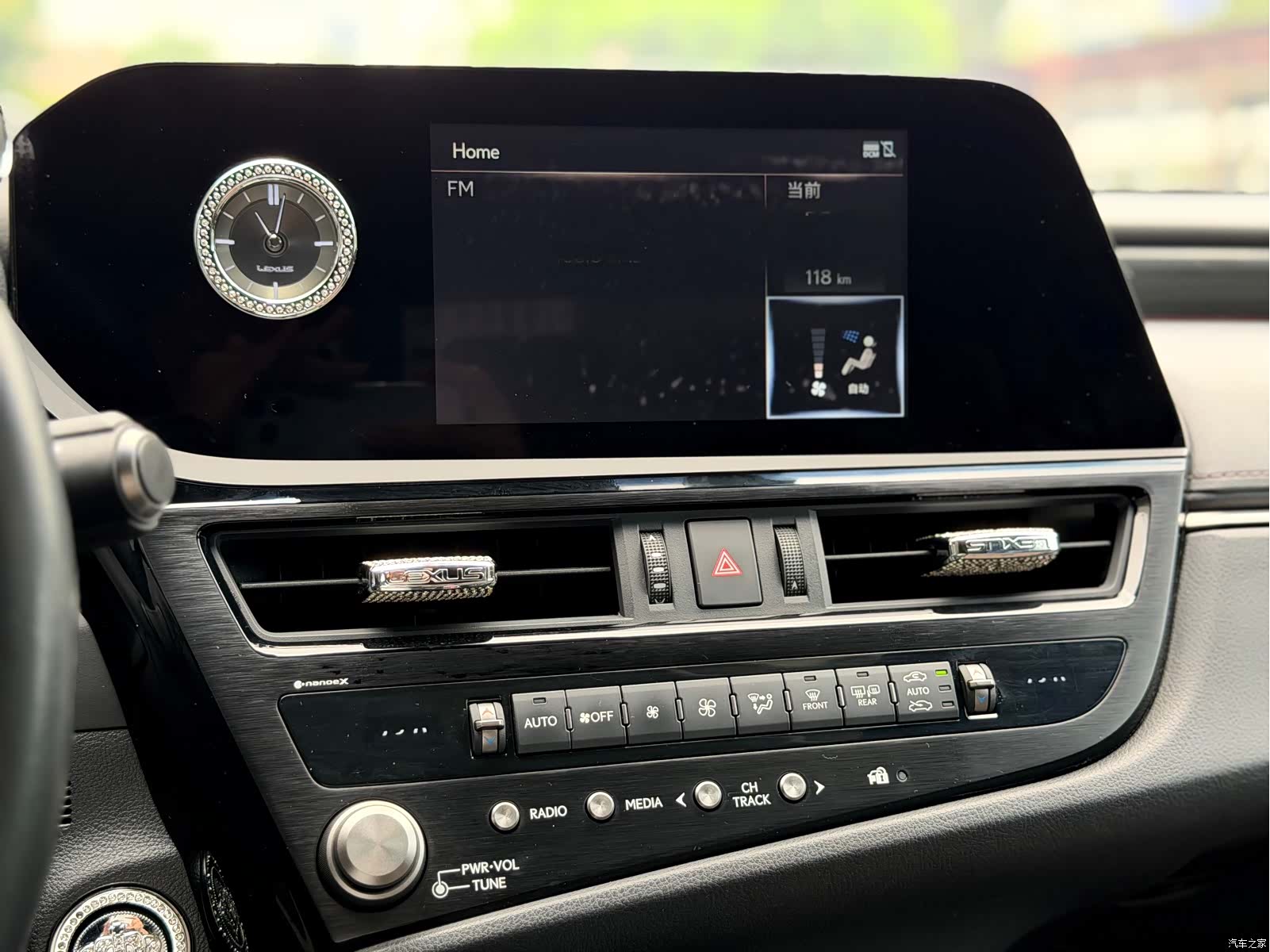 Lexus ES, 2021 10