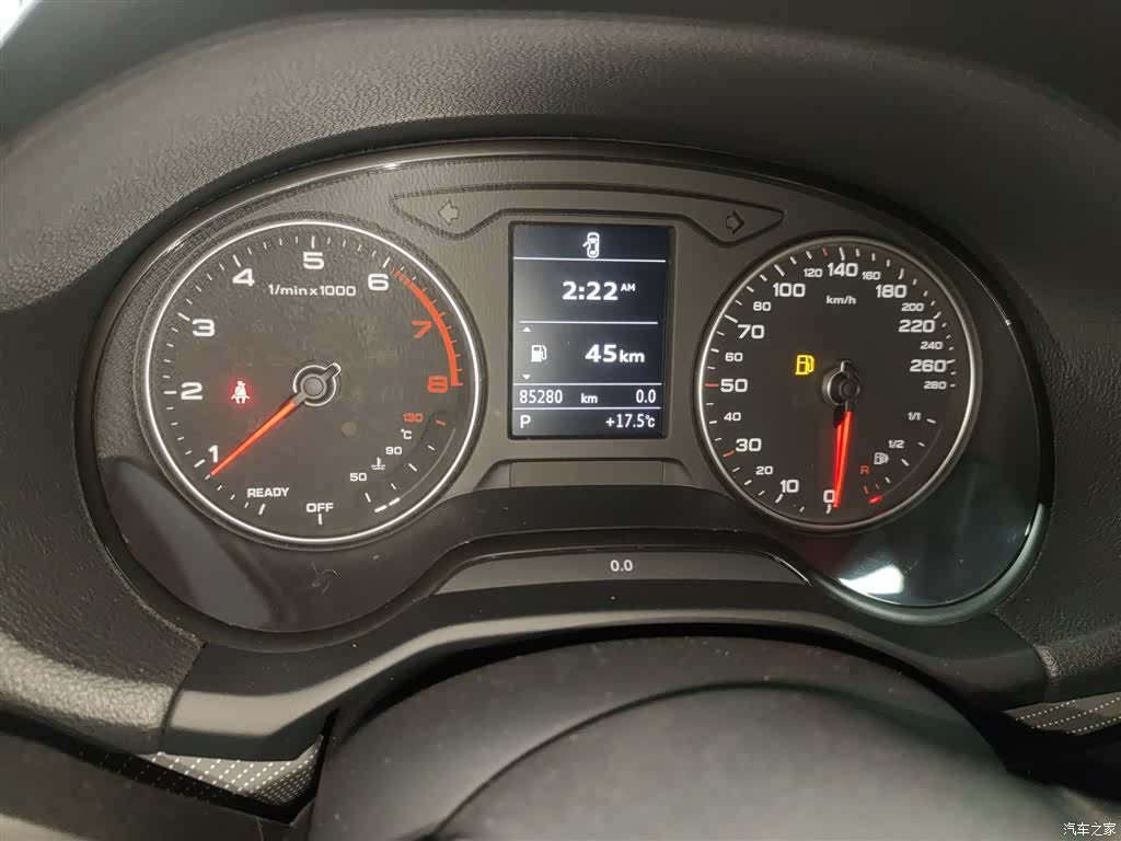 Audi Q2L, 2019 4