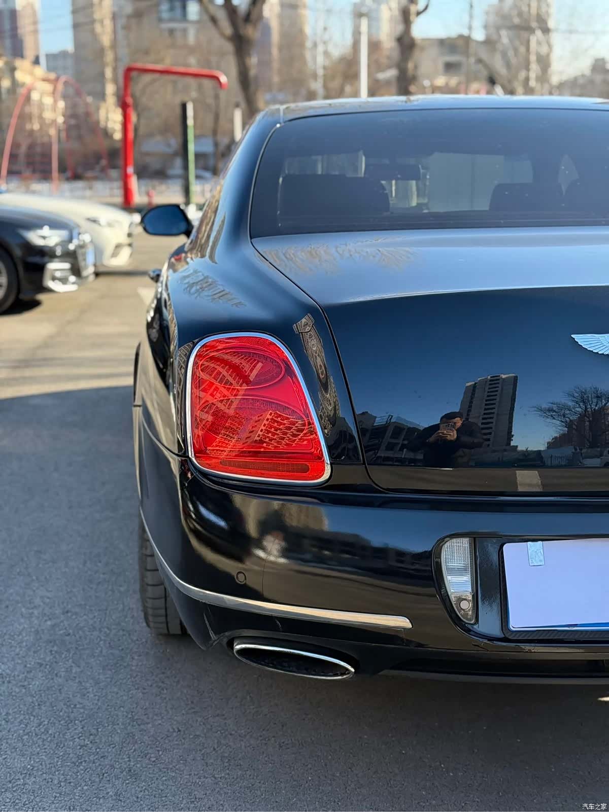 Bentley Flying Spur, 2011 16