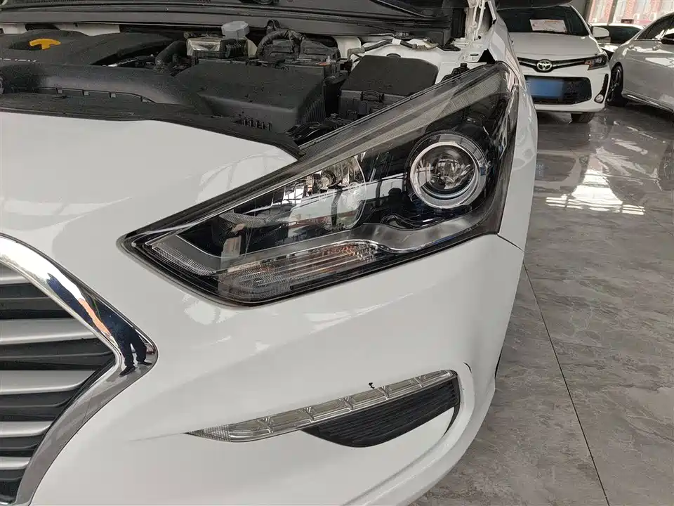 Hyundai Name picture