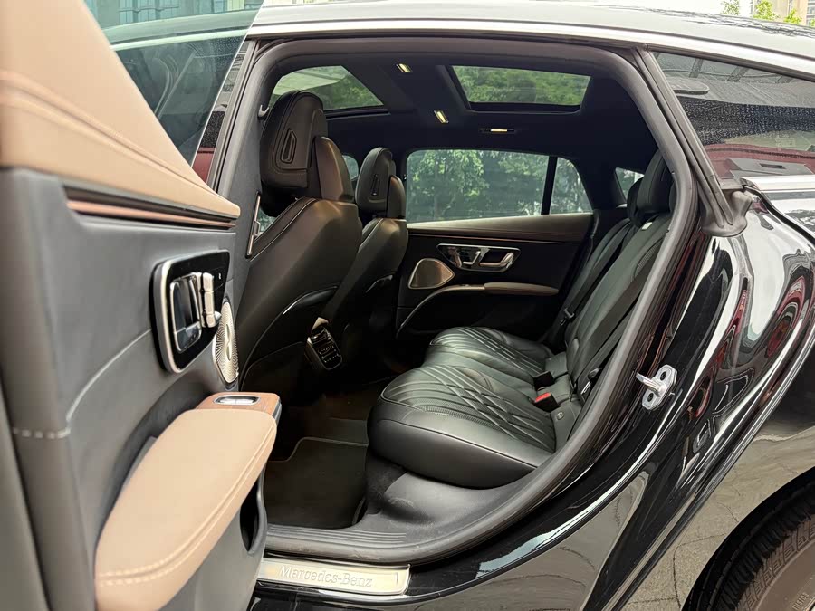 Mercedes-Benz EQS 2022, фото 12