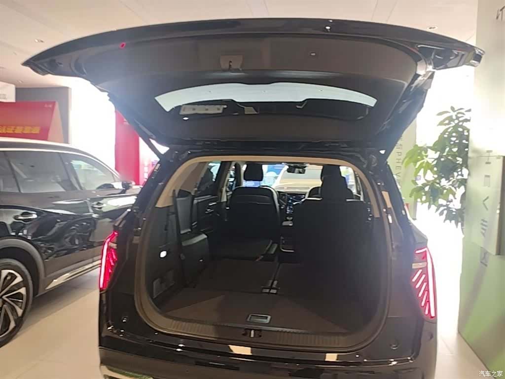 Hongqi HS7, 2024 19