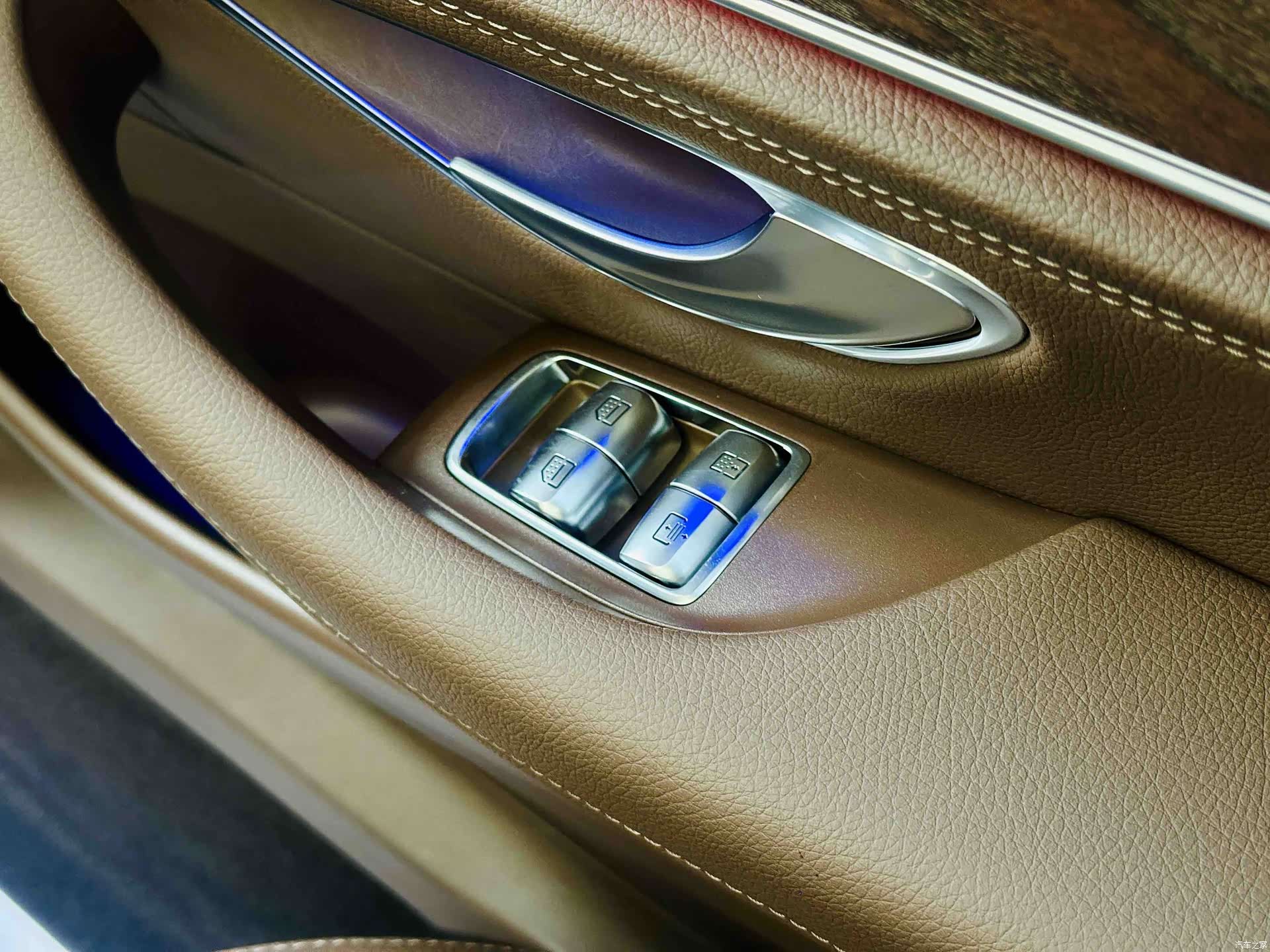 Mercedes-Benz E-Class, 2021 15
