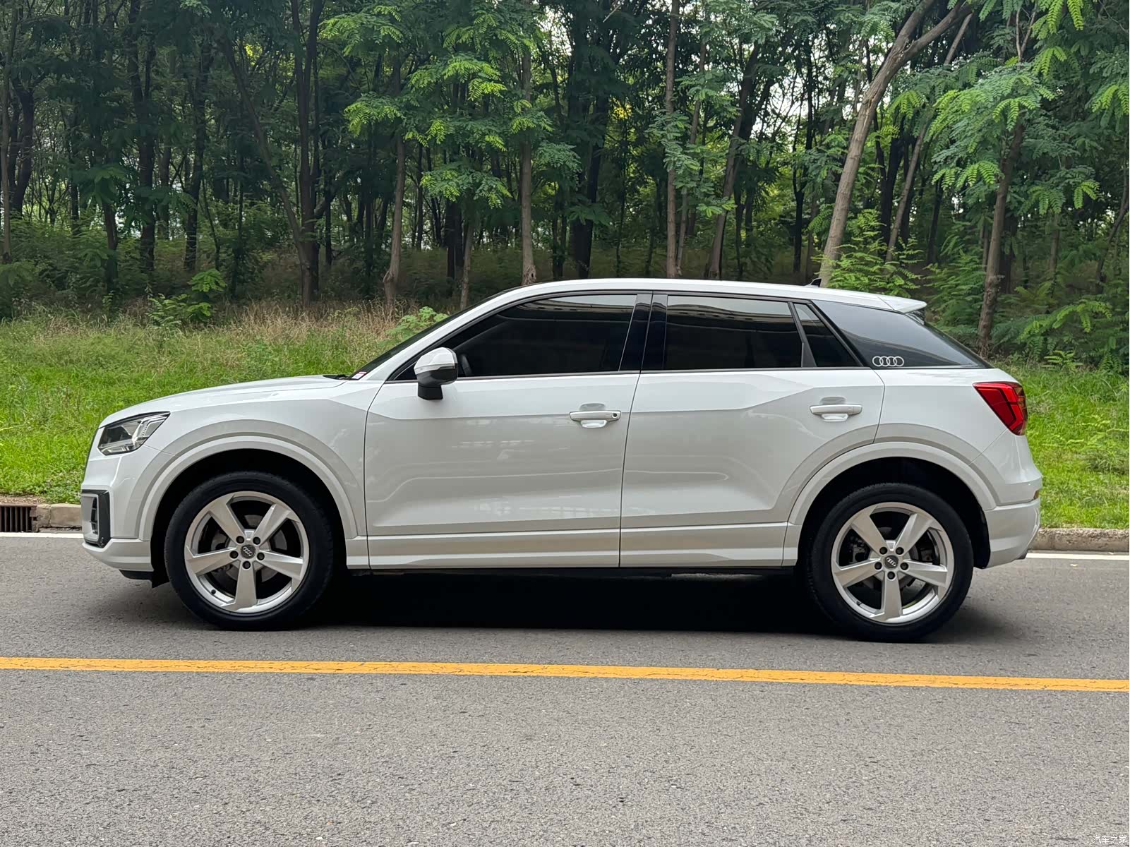 Audi Q2L, 2020 2