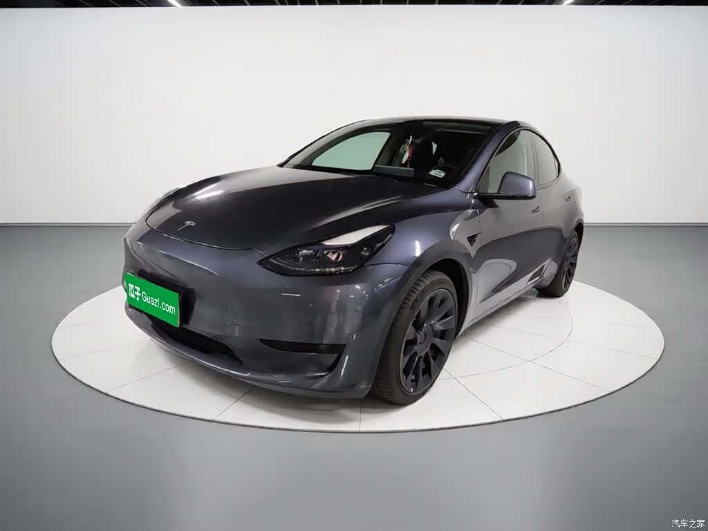 Tesla Model Y, 2022 2