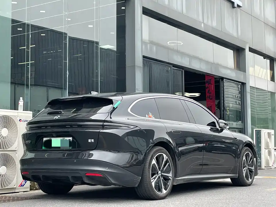 NIO ET5T