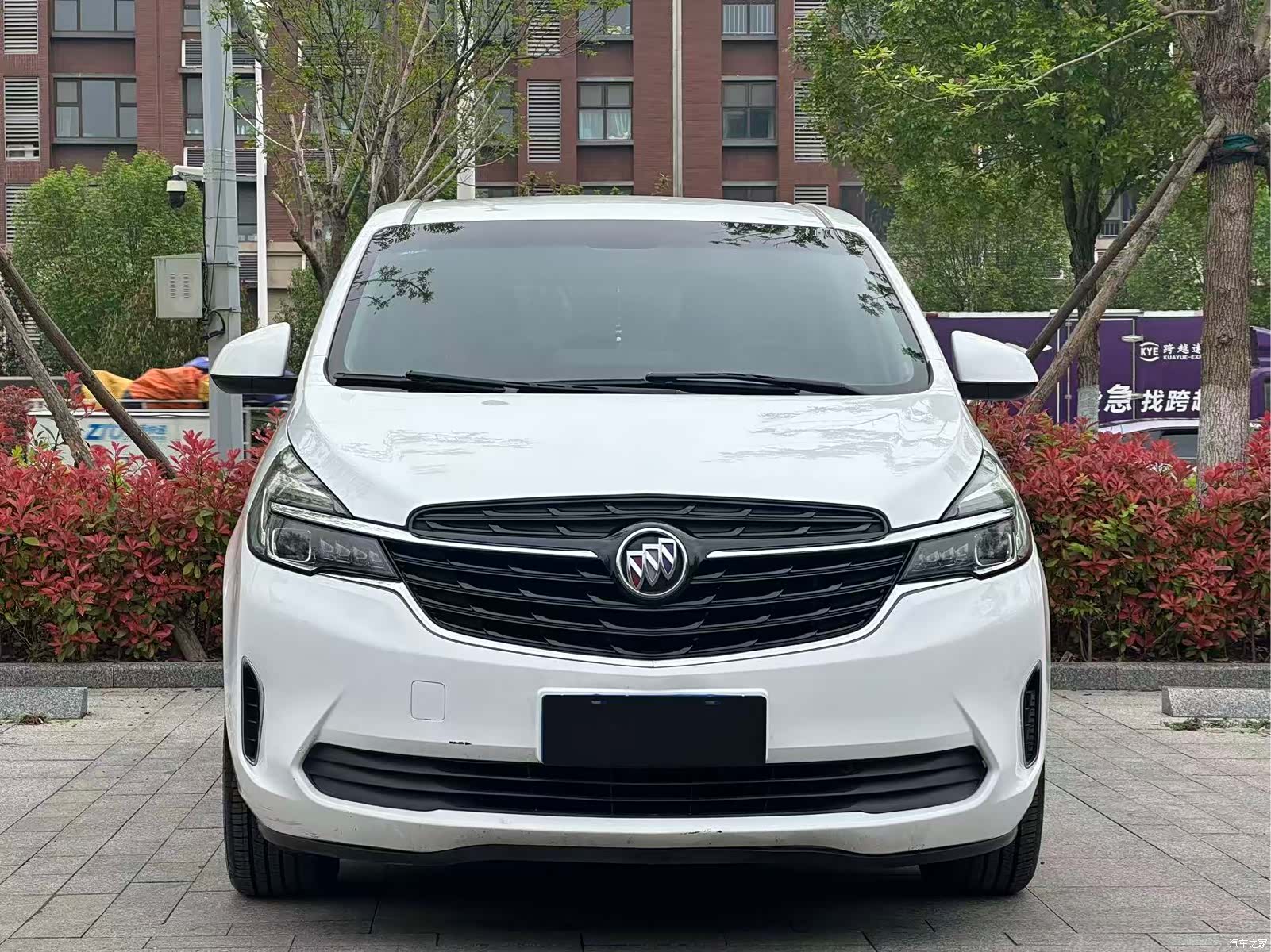 Buick GL8, 2021 2