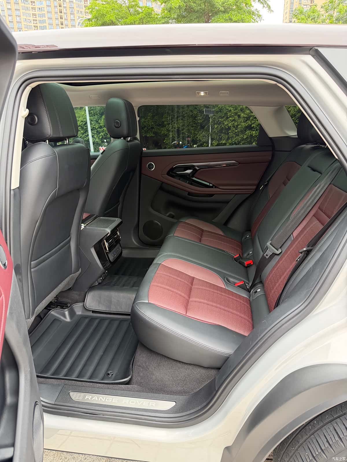 Land Rover Range Rover, 2022 все фото