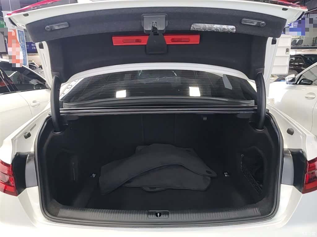 Audi A4L, 2019 19