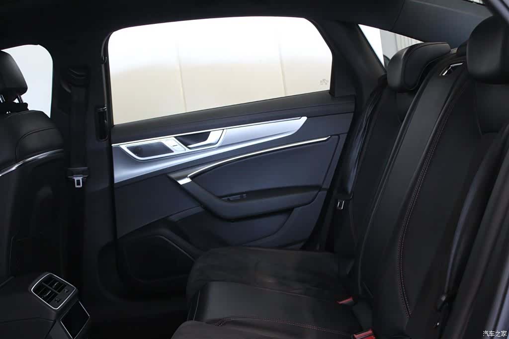 Audi A6L, 2024 8