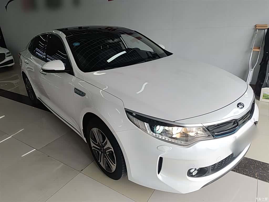 Kia K5, 2020 4