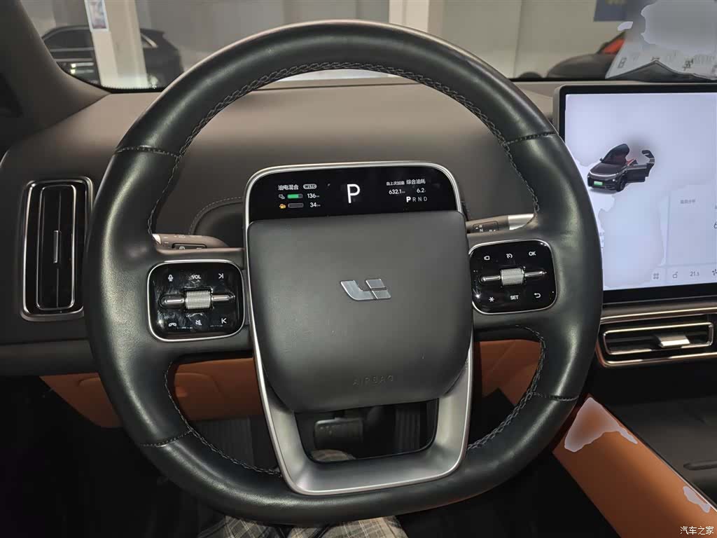 Li Auto L8, 2023 11