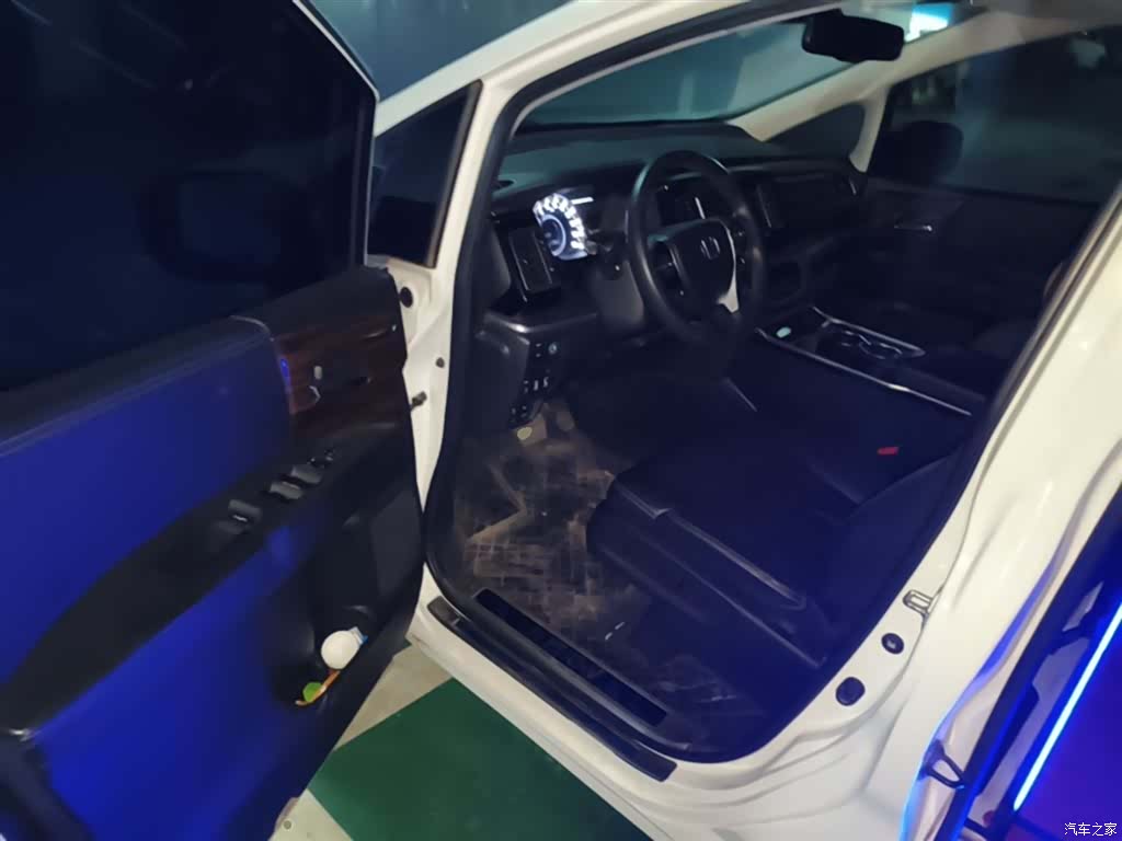 Honda Elysion, 2019 16