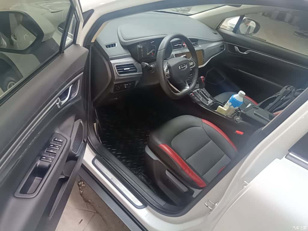 Geely Emgrand, 2021 16
