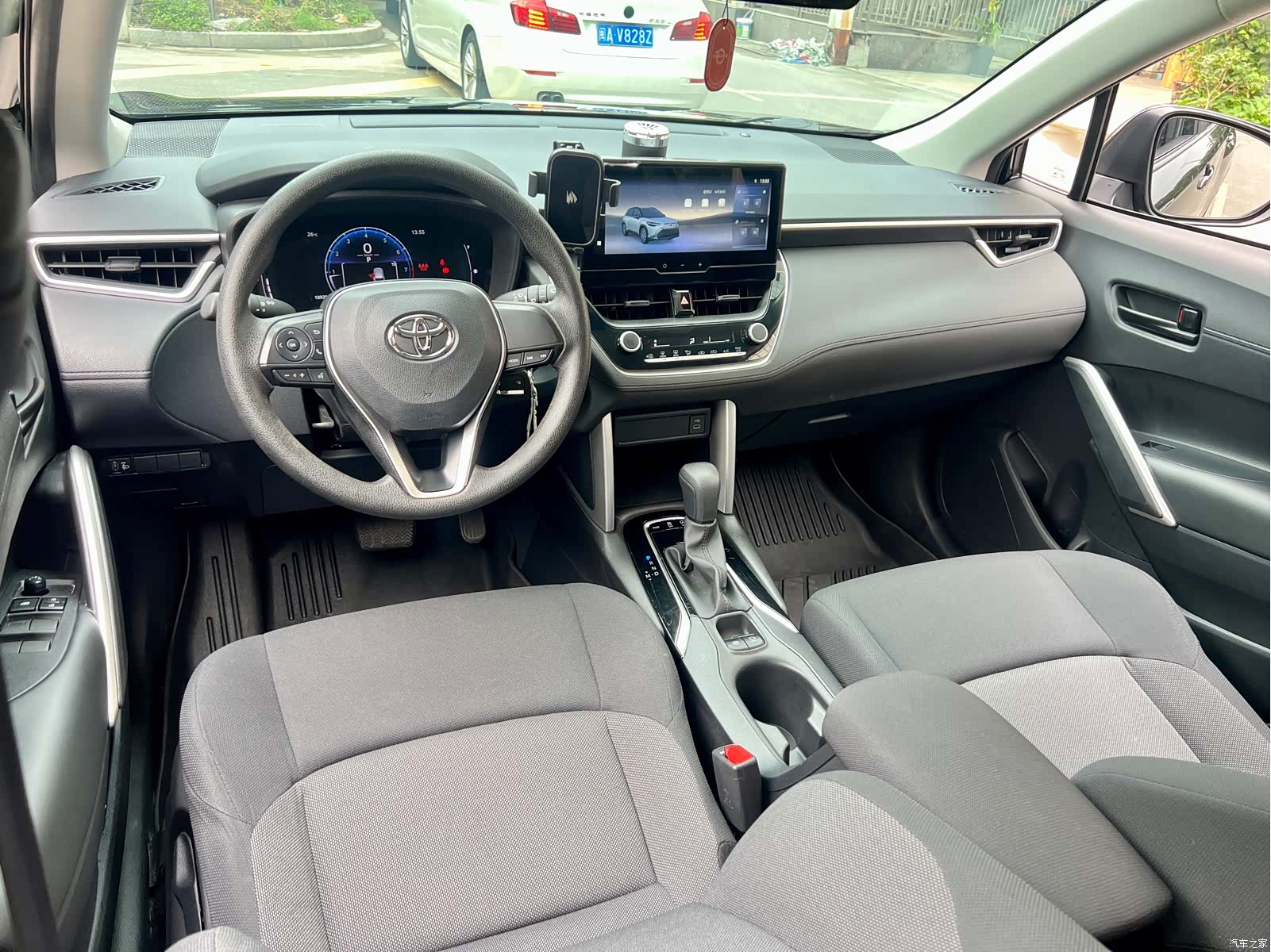 Toyota Frontlander, 2024 7