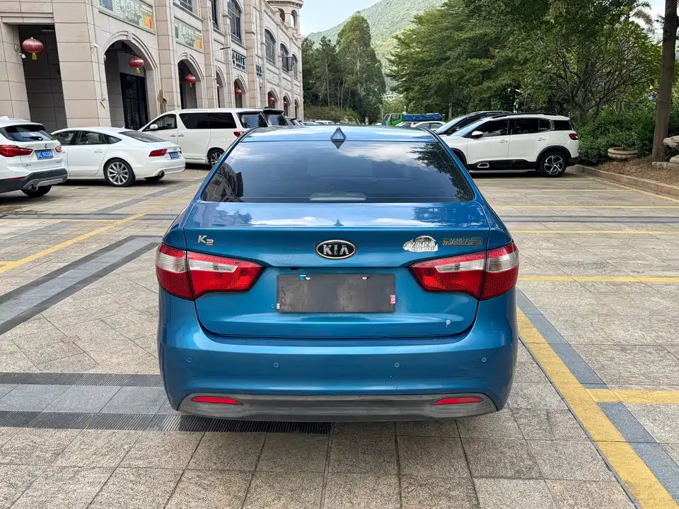 Kia K2