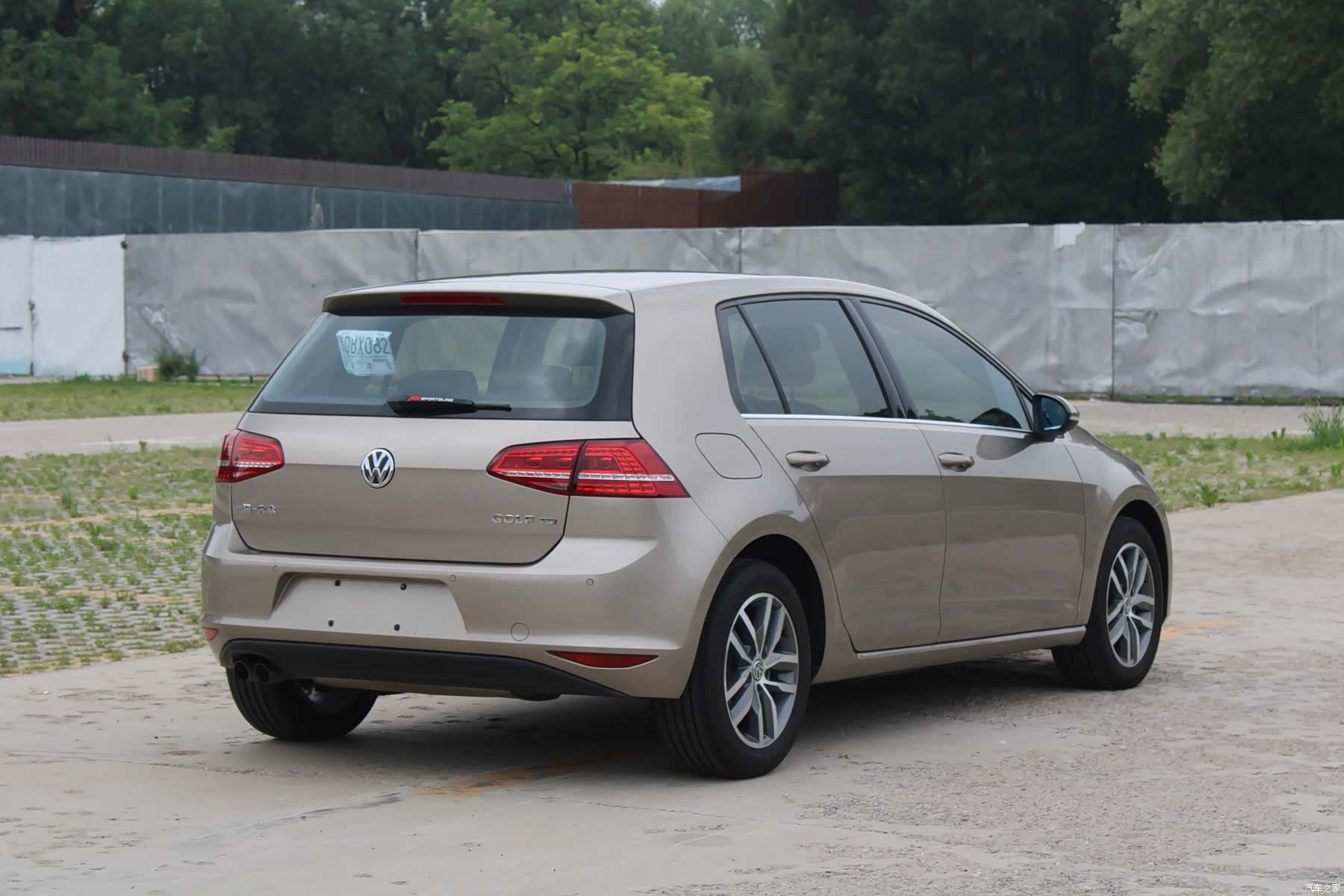 Volkswagen Golf, 2016 все фото