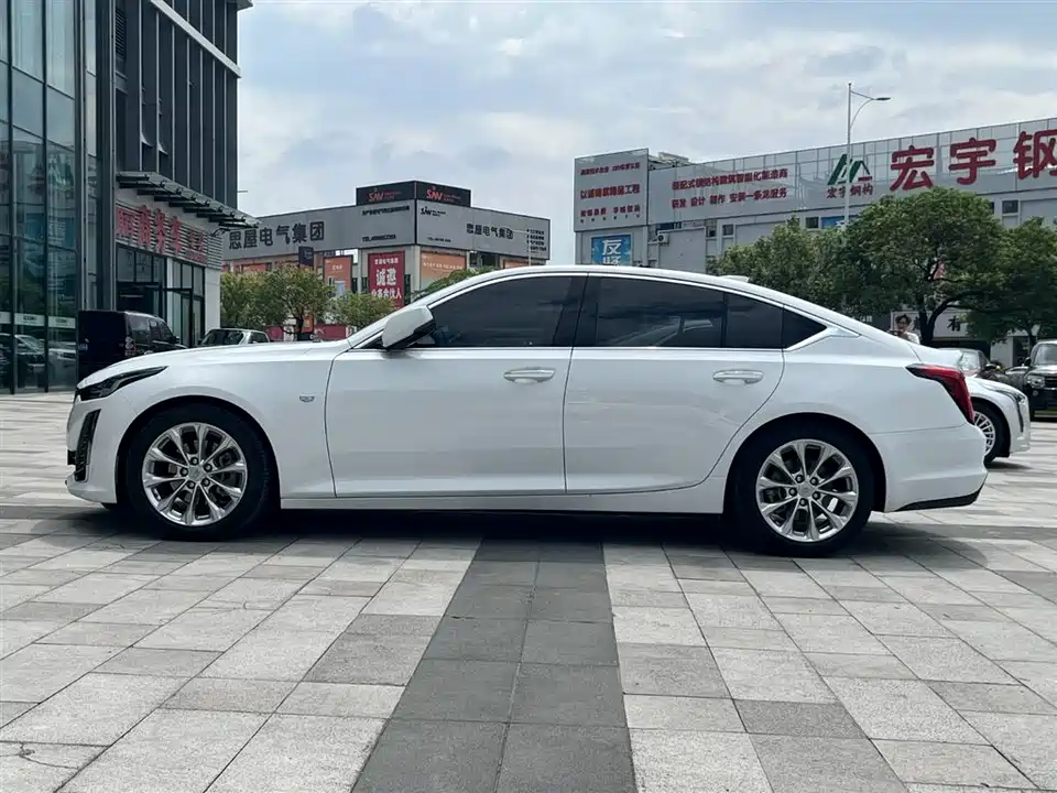 Cadillac CT5