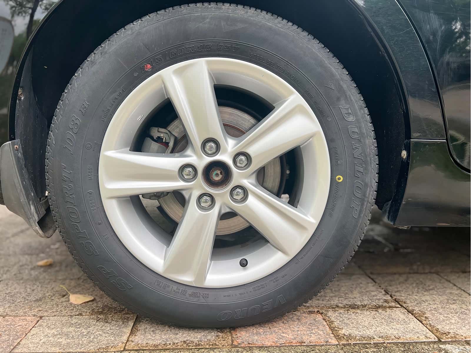 Toyota 2.5V, 2017 21