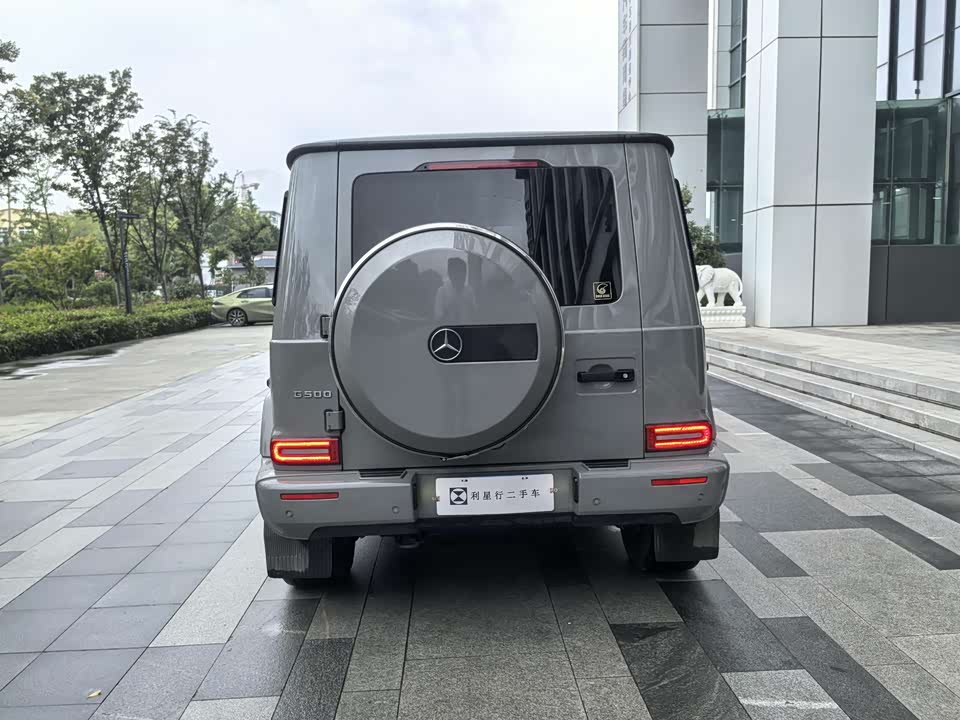 Mercedes-Benz G-class