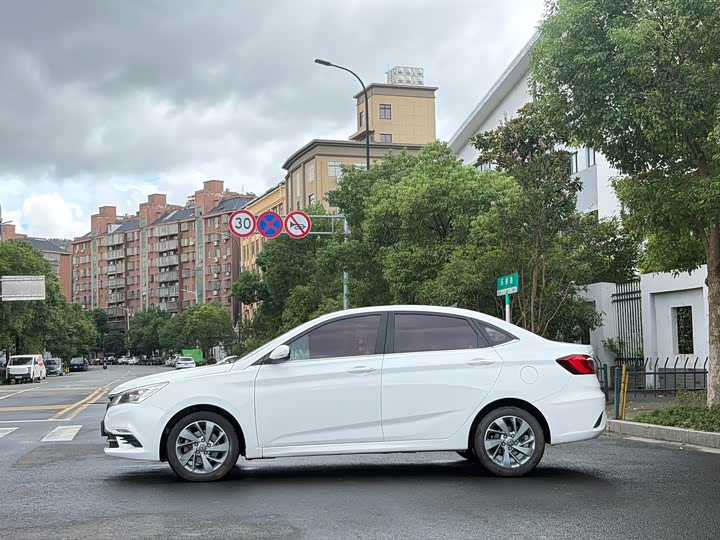 Changan Eado DT 2018 1.6L МКПП zun xiang xing