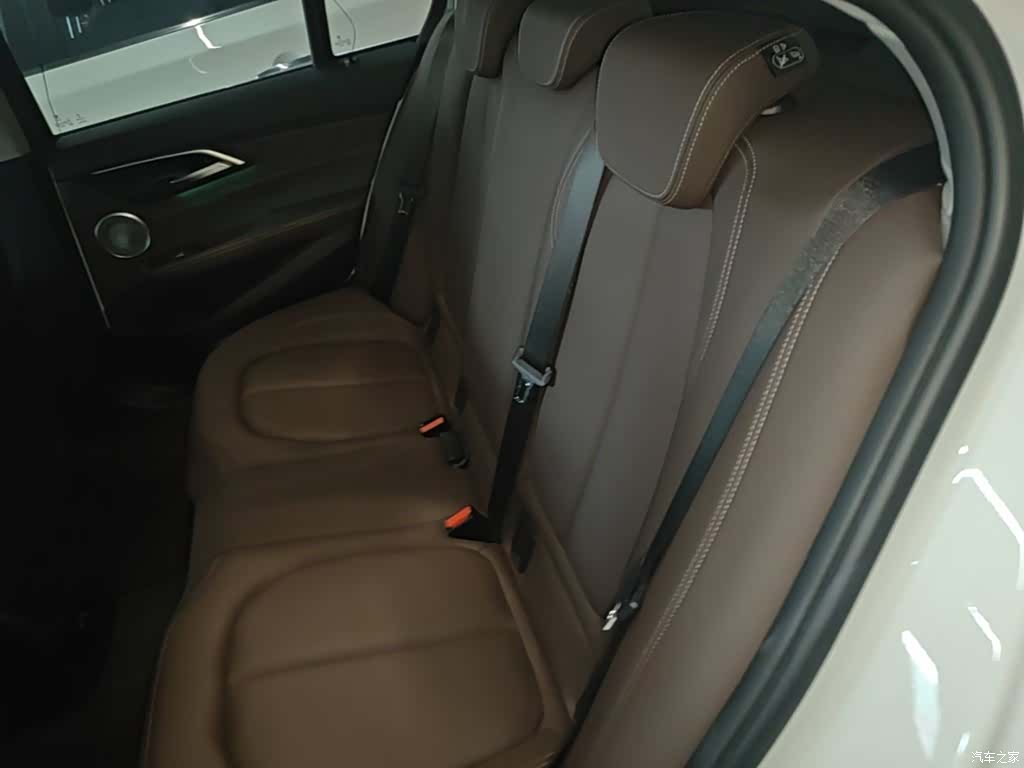 BMW 1 Series, 2023 17