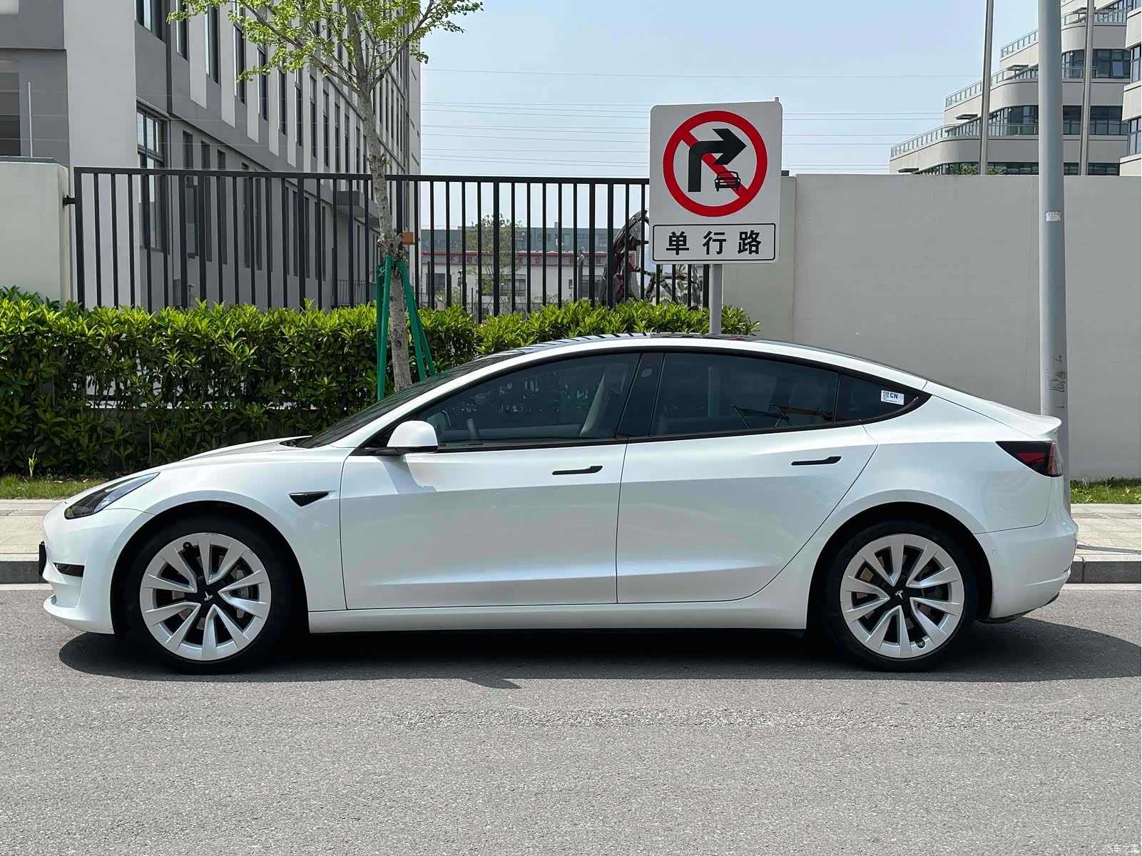 Tesla Model 3, 2020 4